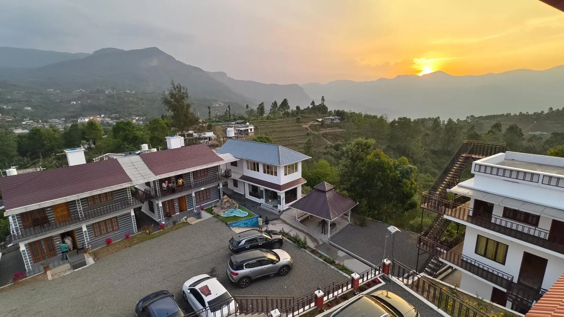 Moon Wings Mountain Resort, Kanthalloor