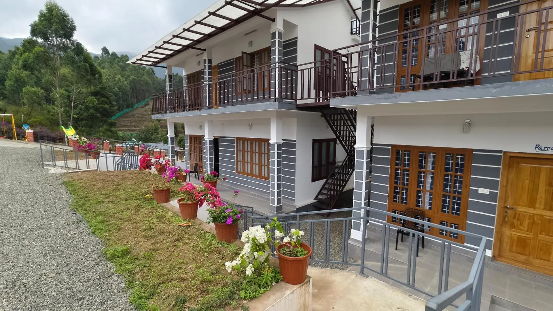 Moon Wings Mountain Resort, Kanthalloor Hotel